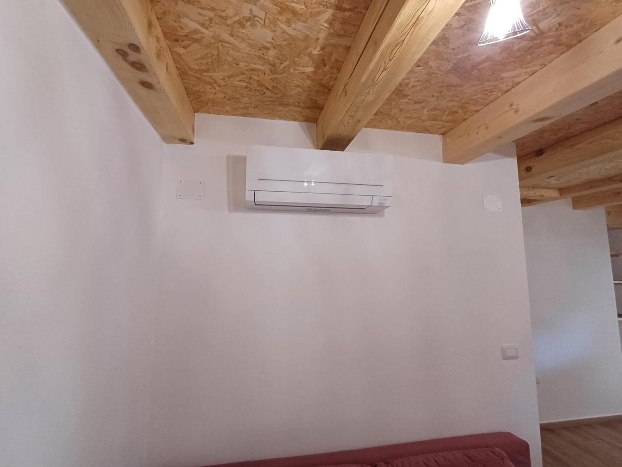 Crnice Apartmaji Tanto Malovse מראה חיצוני תמונה